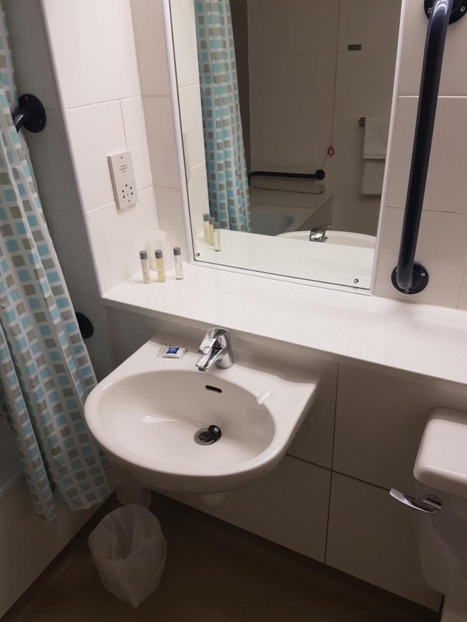 Ibis Budget נאטספורד מראה חיצוני תמונה
